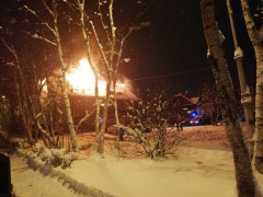 Погибла пенсионерка в горевшем доме в Колвице