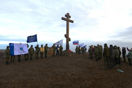 Поклонный крест весом в полторы тонны установили на Земле Франца-Иосифа