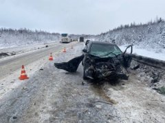 В автобус врезалась «КИА» на трассе под Оленегорском