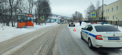 Сбила на пешеходном переходе девушку иномарка в Кандалакше