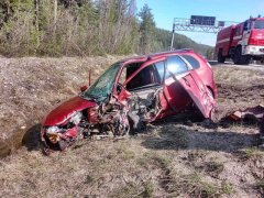 Увезли на «скорой» пострадавшего в ДТП водителя на юге региона