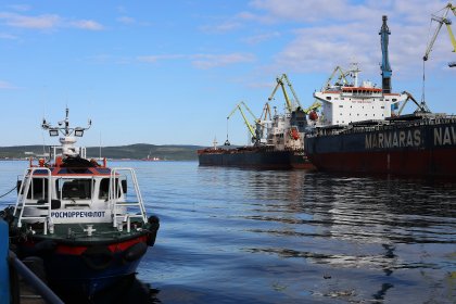 Три «золотых» балкера отправились из ММТП по Севморпути Три «золотых» балкера отправились из ММТП по Севморпути