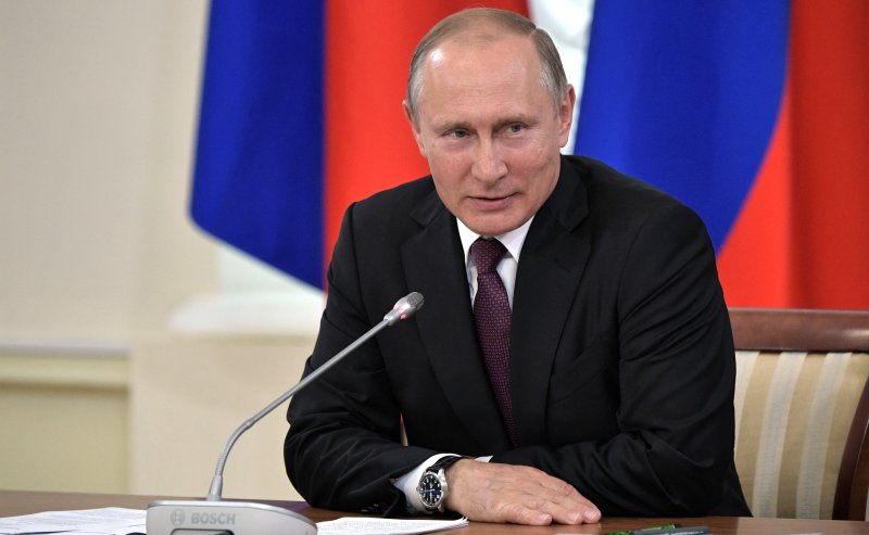 Владимир Путин: нужно сохранить ядро в новом составе Госдумы Владимир Путин: нужно сохранить ядро в новом составе Госдумы