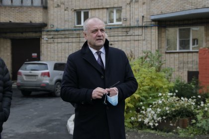 Двор в центре Мурманска преобразился благодаря городским властям
