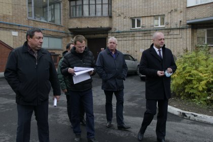 Двор в центре Мурманска преобразился благодаря городским властям