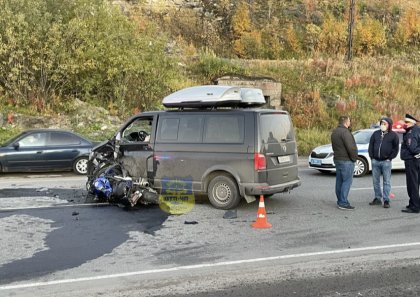 Мотоциклист разбился насмерть в Мурманске
