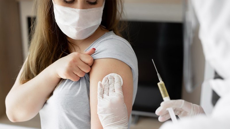Заполярных руководителей обяжут вакцининировать 80% коллектива Заполярных руководителей обяжут вакцининировать 80% коллектива