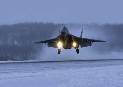 Отработают воздушные бои над Баренцевым морем палубные истребители Северного флота 