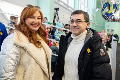 «Крытый каток функционирует в круглогодичном режиме, что позволяет значительно повысить уровень профессиональной подготовки заполярных спортсменов», – отметил Игорь Морарь.