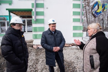 «При производстве строительных работ важно соблюсти технологию, чтобы получить современное образовательное учреждение, которое будет соответствовать всем требованиям», - отметил Игорь Морарь. «При производстве строительных работ важно соблюсти технологию, чтобы получить современное образовательное учреждение, которое будет соответствовать всем требованиям», - отметил Игорь Морарь.