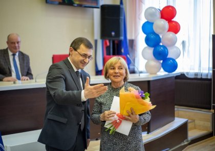 «По оценкам профессиональных спортсменов и тренеров, соревнования прошли на традиционно высоком уровне, вызвав большой интерес мурманчан», – отметил Игорь Морарь. «По оценкам профессиональных спортсменов и тренеров, соревнования прошли на традиционно высоком уровне, вызвав большой интерес мурманчан», – отметил Игорь Морарь.