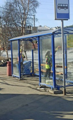 «Для наведения порядка на общественных территориях и в местах отдыха работают 183 единицы техники и 205 человек для ручной уборки», - рассказал Юрий Сердечкин.