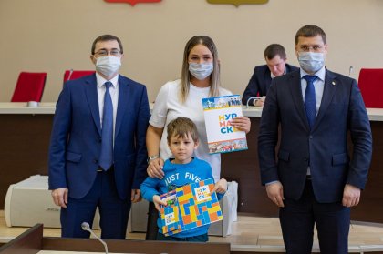 «Размер социальной выплаты составляет 35 процентов от расчетной стоимости жилого помещения», — подчеркнул Юрий Сердечкин.