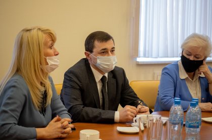 «Очень важно получать обратную связь от мурманчан. Именно благодаря совместной работе нам удается решать наиболее важные городские вопросы», – рассказал Игорь Морарь.