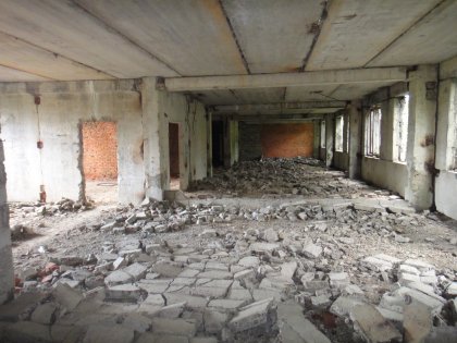 В Мурманске труп нашли дети в заброшенном здании