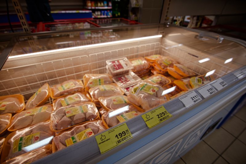 В Мурманске ночью украл продукты из гипермаркета на Ленина