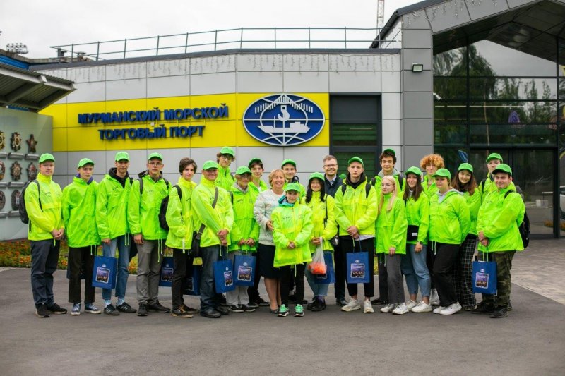Завершилась очередная смена трудотряда в Мурманске Завершилась очередная смена трудотряда в Мурманске