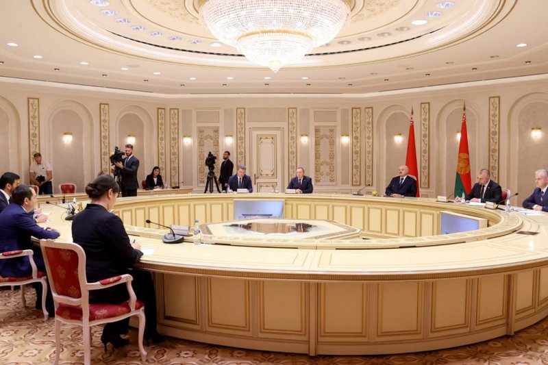 С Санкт-Петербурга на Мурманск перенаправит Белоруссия калийные удобрения