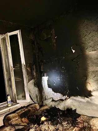 12 человек эвакуировали при пожаре на Фестивальной в Мурманске