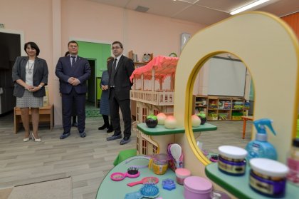 Игорь Морарь: «Благодаря новому теплопункту можно автоматически поддерживать оптимальную температуру в группах». Игорь Морарь: «Благодаря новому теплопункту можно автоматически поддерживать оптимальную температуру в группах».