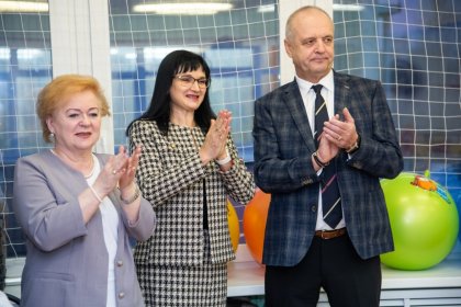 Андрей Сысоев: «Оздоровительная кампания охватывает все детские сады и прогимназии Мурманска». Андрей Сысоев: «Оздоровительная кампания охватывает все детские сады и прогимназии Мурманска».