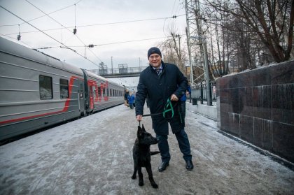 Юрий Сердечкин: «Знакомьтесь, это немецкая овчарка Клякса, ей всего четыре месяца»