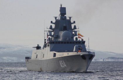 Француза с тонущей яхты спасли моряки-североморцы в Атлантике