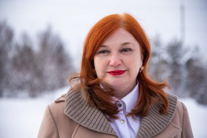 Ирина Андреева: «Конечно, мы не могли обойти вниманием самый любимый весенний праздник и поэтому подготовили обширную развлекательную программу». Ирина Андреева: «Конечно, мы не могли обойти вниманием самый любимый весенний праздник и поэтому подготовили обширную развлекательную программу».