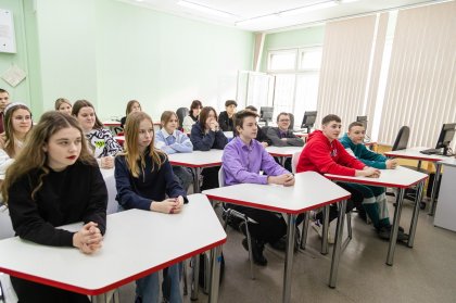Идет работа по созданию инженерно-железнодорожного класса на базе школы № 49 Мурманска Идет работа по созданию инженерно-железнодорожного класса на базе школы № 49 Мурманска