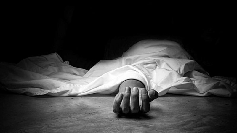 Труп мужчины обнаружили на Полярных Зорях в Мурманске Труп мужчины обнаружили на Полярных Зорях в Мурманске