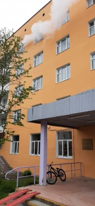 Выгорела комната в общежитии колледжа в Мурманске Выгорела комната в общежитии колледжа в Мурманске