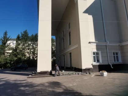 «Теплый пол» отремонтируют в Мурманском драматическом театре «Теплый пол» отремонтируют в Мурманском драматическом театре