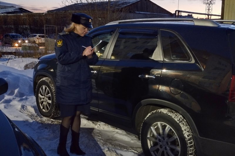 Страх потерять свой Porsche Cayenne побудил мурманчанина оплатить более 1 млн рублей долга