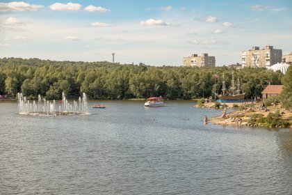 Прокуратура занялась тонувшей на Семеновском озере девочкой 