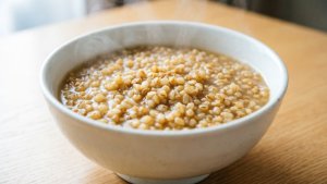 Гречка с капустой: блюдо из недорого набора продуктов — сытное и вкусное, никогда не надоест