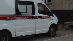 В Кировске на руднике горнорабочий попал под дрезину и получил тяжелые травмы