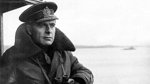 Готовность № 2 без директив из Москвы: 120 лет назад родился командующий Северным флотом Арсений Головко