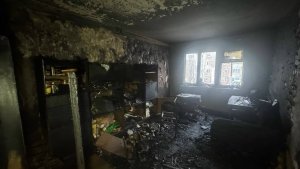 Спалила диван и ушла: в Умбе устроившую смертельный пожар 85-летнюю пенсионерку заперли в психушке
