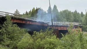Вместо сгоревшего: в Алакуртти бывший железнодорожный мост могут переделать для пешеходов