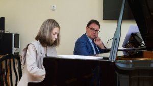 Уроки от мастеров: юные пианисты из Мурманской области проходят обучение в Летней школе Петербурга