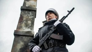 День стойкости и мужества: в Мурманске почтили память жертв «чёрного четверга» 1942 года