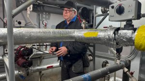 Промывка систем и тепловой контур: в Коле проверили готовность домов к отопительному сезону