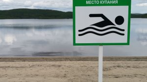 Купаться пока нельзя: открытие официального пляжа в Ура-Губе сорвалось из-за бумажной волокиты