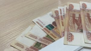 В Мурманске фирма задолжала двум сотрудницам полмиллиона рублей