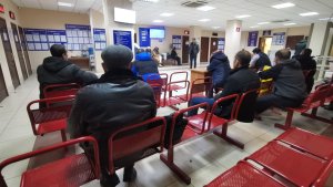 По 12 месяцев за каждого: жительнице Апатитов грозит три года колонии за прописку трёх мигрантов