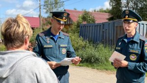 Участок сгорит за минуты: МЧС напомнило жителям Заполярья о запрете разжигания костров на дачах