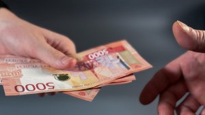 Мурманский водитель побоялся остаться без прав и заплатил 350 тысяч долга по алиментам