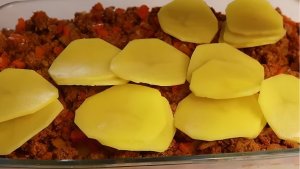 Королева ужина: сочная мясная запеканка на скорую руку — побалуйте близких