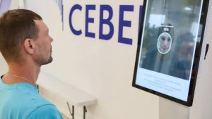 В торговых центрах Мурманска ИИ-терминалы ежедневно обследуют здоровье 180 человек