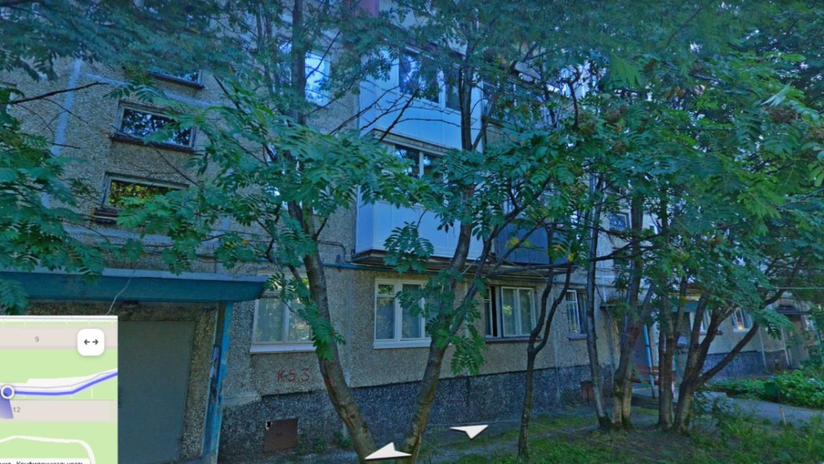 Дом на улице Полярный Круг в Мурманске